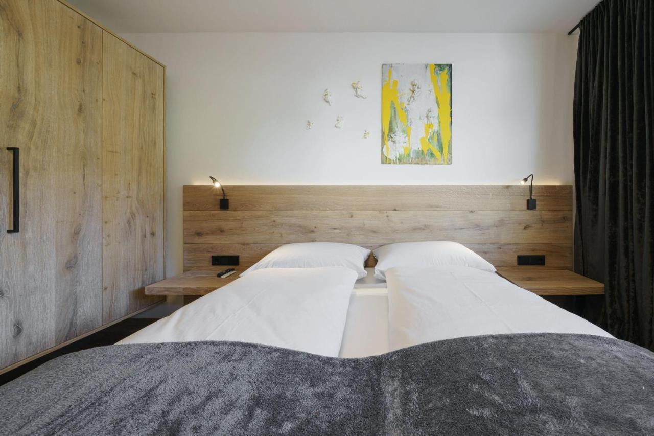 Hotel Atelier Garni Astei Grossarl Esterno foto
