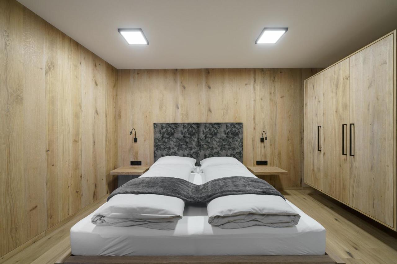 Hotel Atelier Garni Astei Grossarl Esterno foto