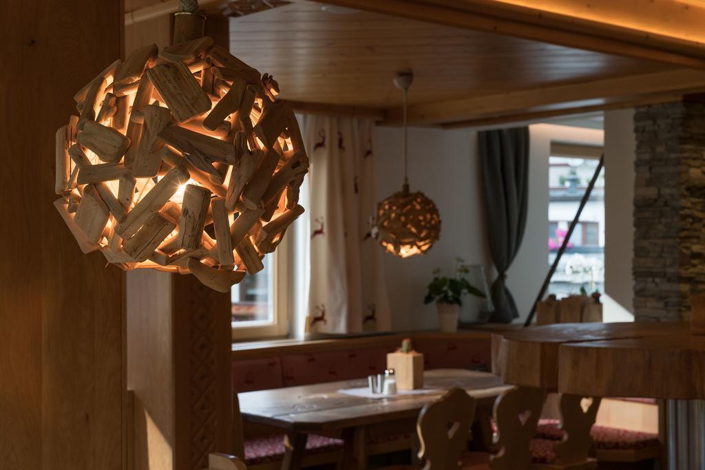 Hotel Atelier Garni Astei Grossarl Esterno foto