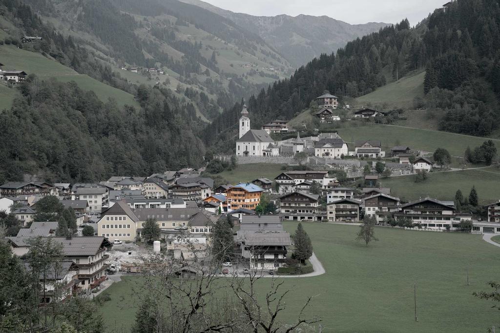 Hotel Atelier Garni Astei Grossarl Esterno foto